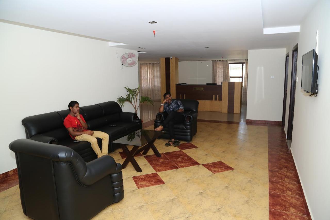 Hazmi Inn Perintalmanna Extérieur photo