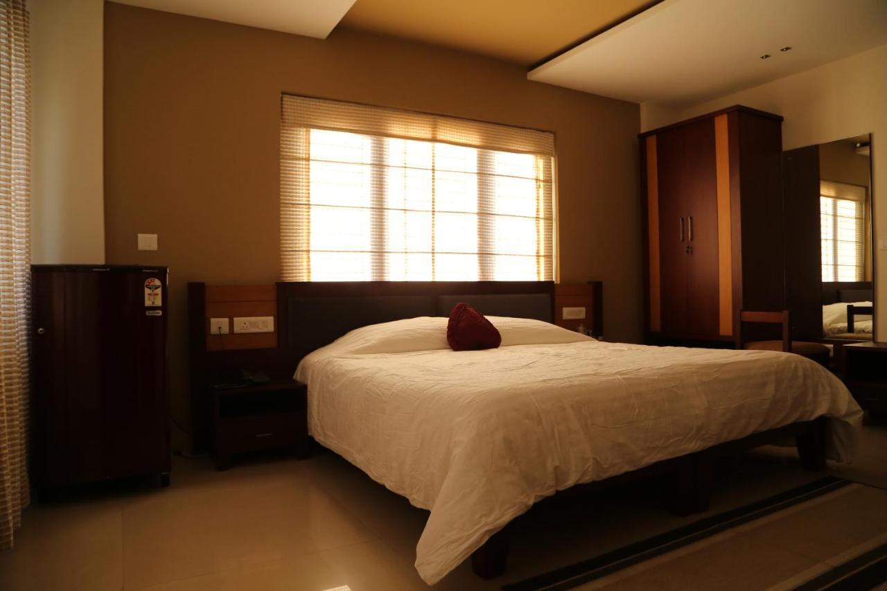 Hazmi Inn Perintalmanna Extérieur photo