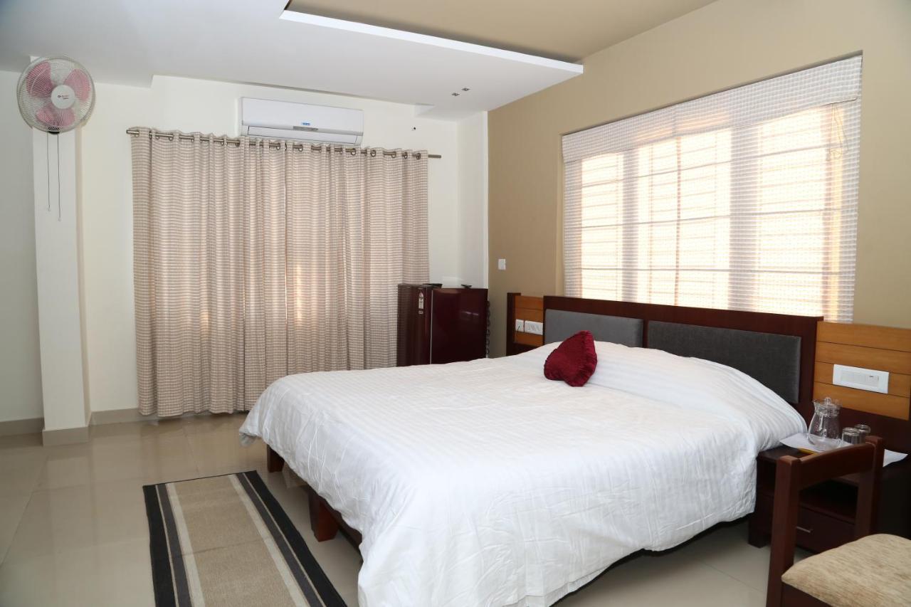 Hazmi Inn Perintalmanna Extérieur photo